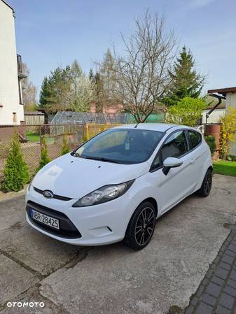 Ford Fiesta - 2