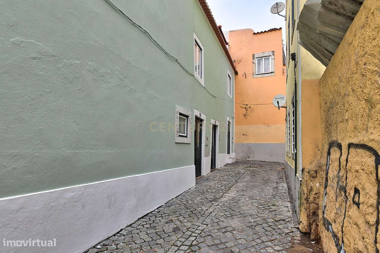 Excelente oportunidade em Arroios, T1 para venda remodelado.-12