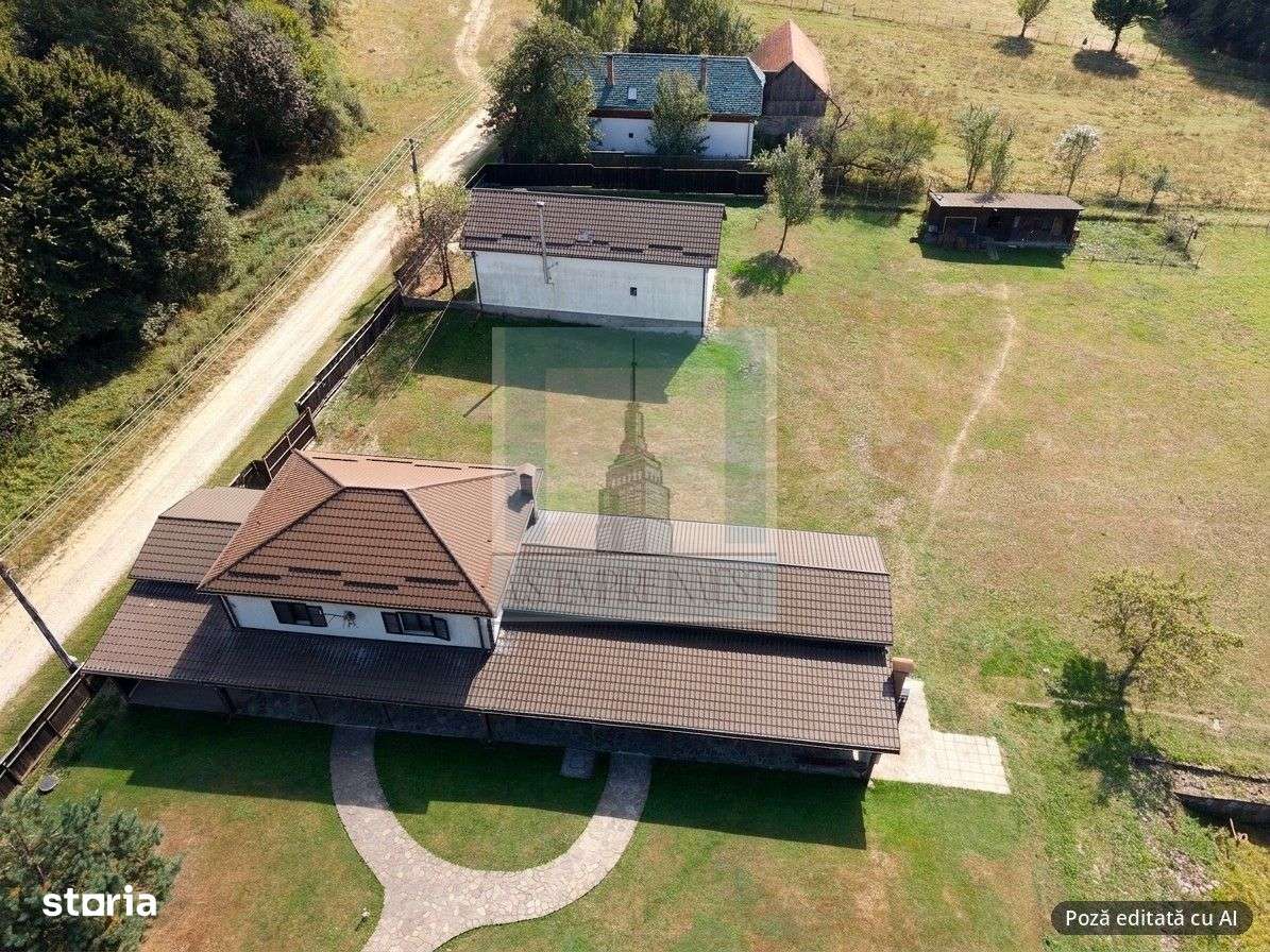 Complex Turistic activ,  2 lacuri ,teren 16800 mp -zona Valea Dobârlău-6