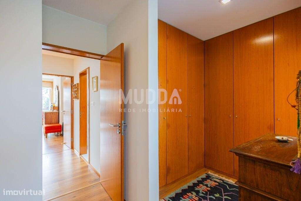 Viver na Torreira: Moradia T4 com Luz Natural e Espaço Exterior Único-34