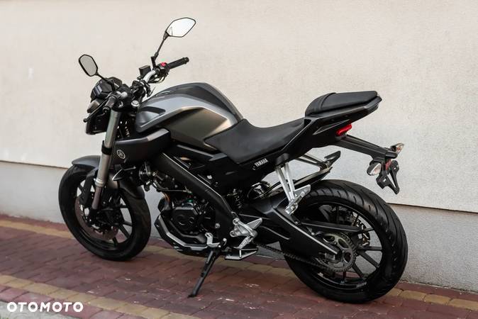 Yamaha MT - 4