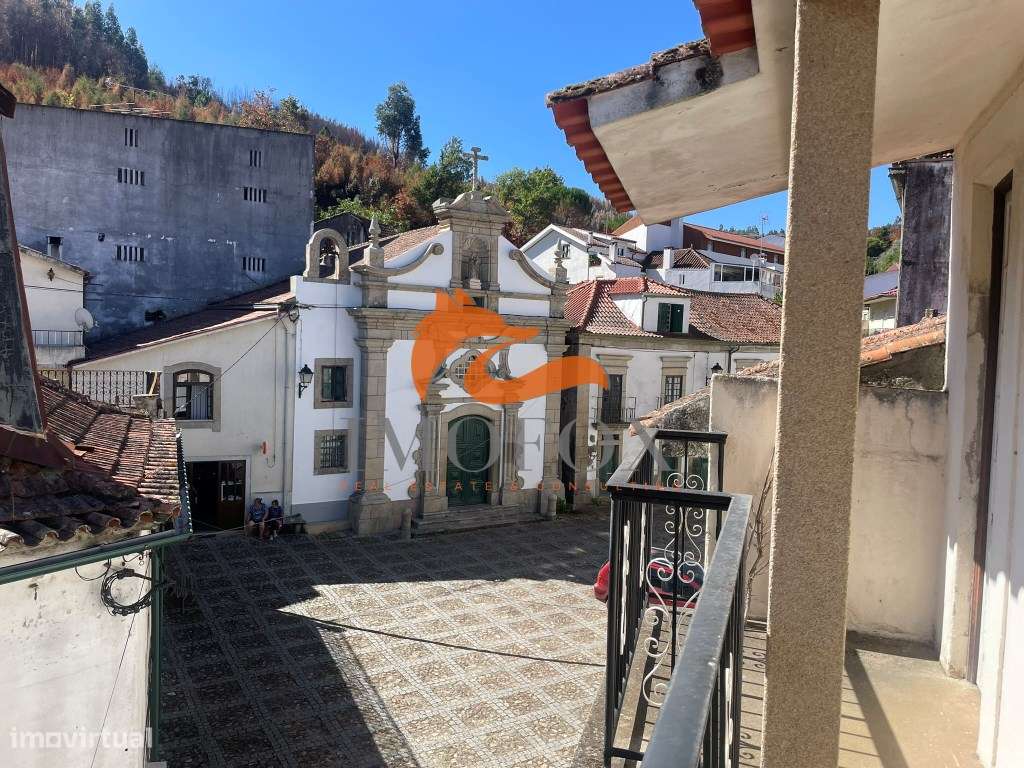 Moradia com 4 quartos pronta a habitar em Vila Cova de Alva, Arganil-12