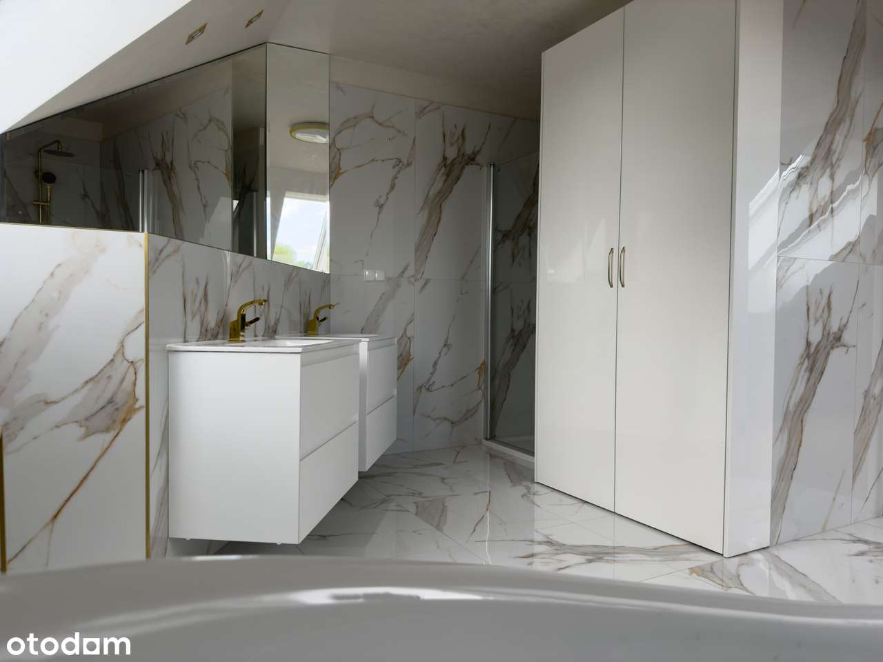 Willa  w Wiszni Małej z pompą ciepła Junkers i odwiertami 3×100 m-11