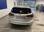 Ford Focus - 8