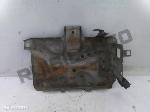 Caixa / Base De Bateria  Nissan Primera (p11) 2.0 16v - 1