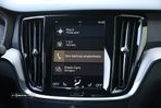 Volvo S60 2.0 T8 PHEV R-Design AWD - 19