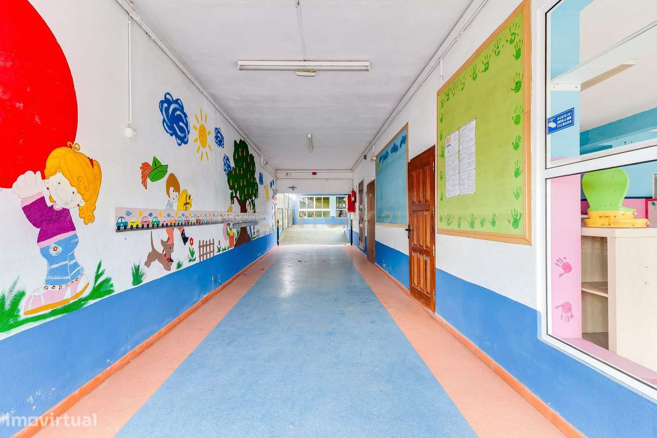 Imóvel para Infantário no Entroncamento – Espaço Amplo com Potencial d - Grande imagem: 5/31