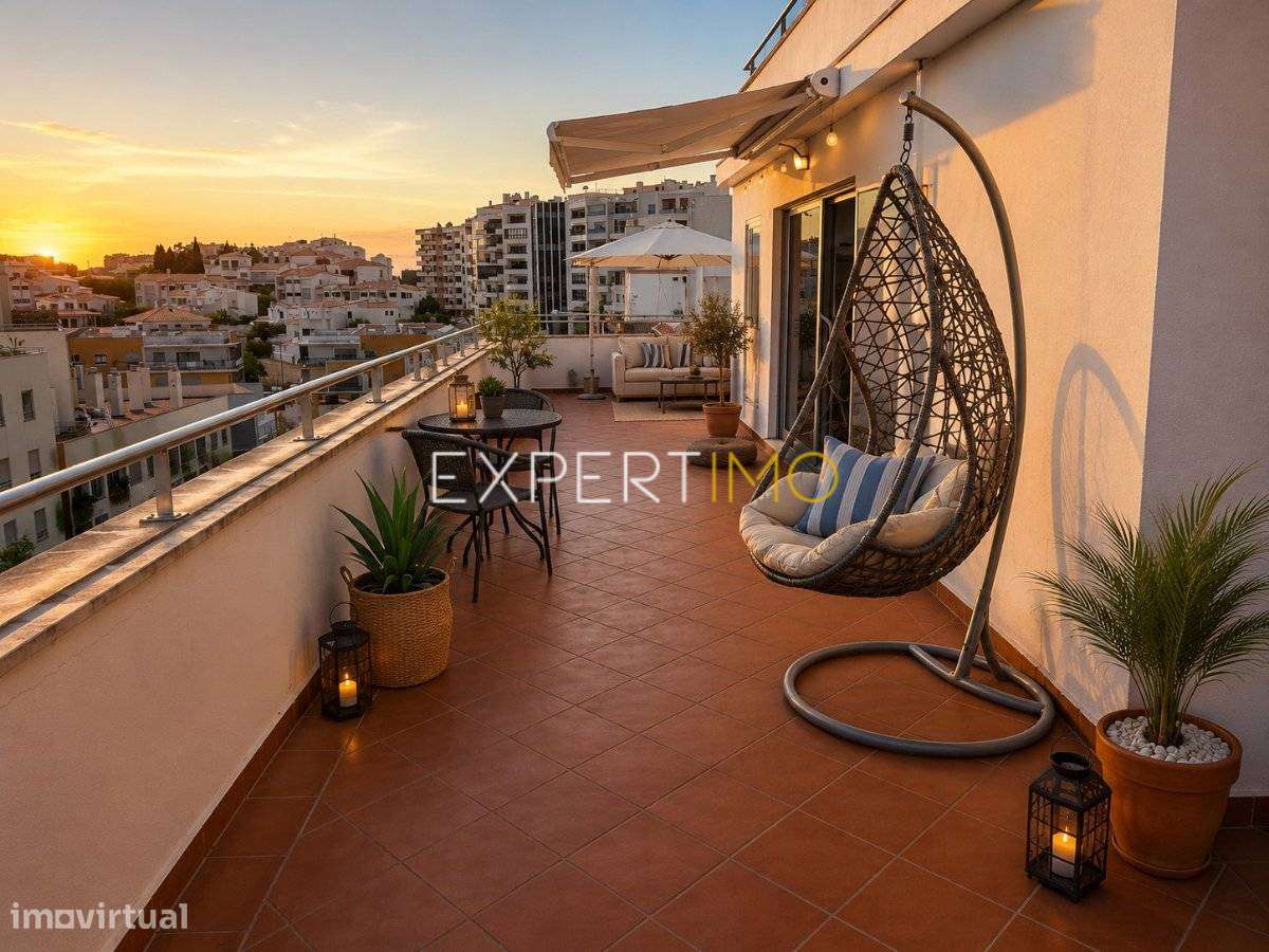 T1 Renovado com Terraço Privado perto da Marina de Portimão-13
