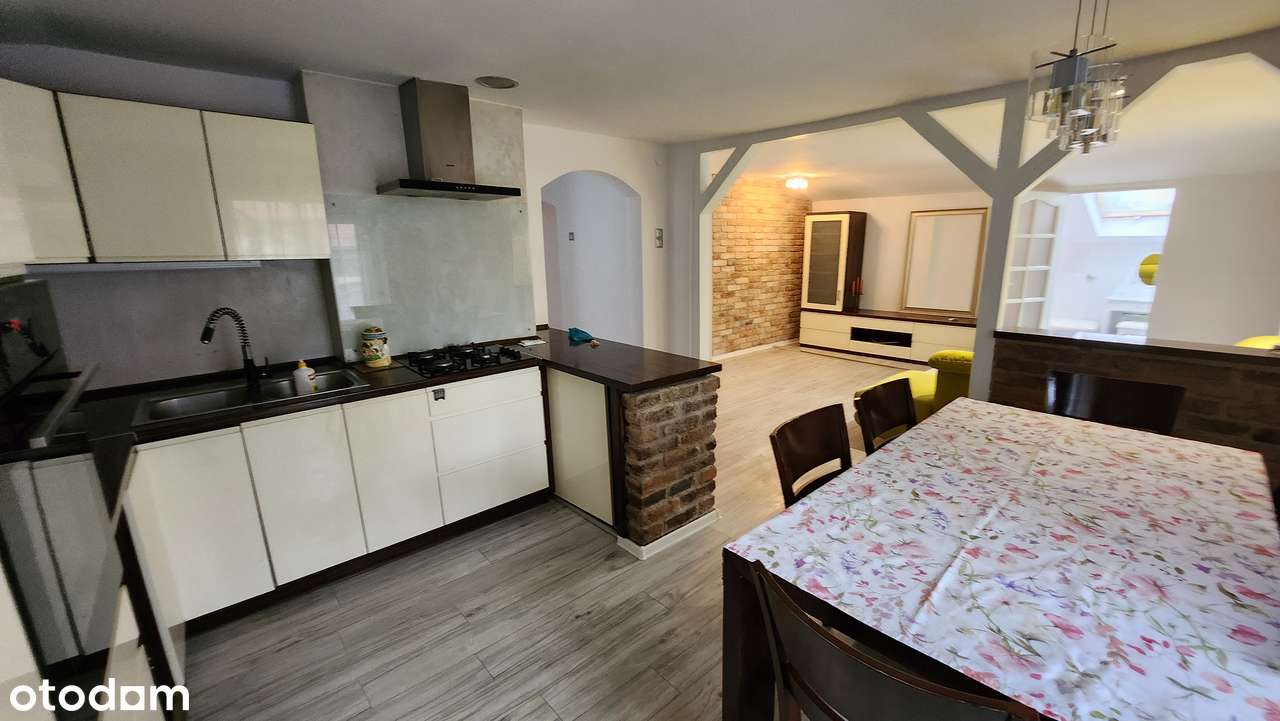 Przestronne 4-pokojowe mieszkanie z ogrzewaniem gazowym-4