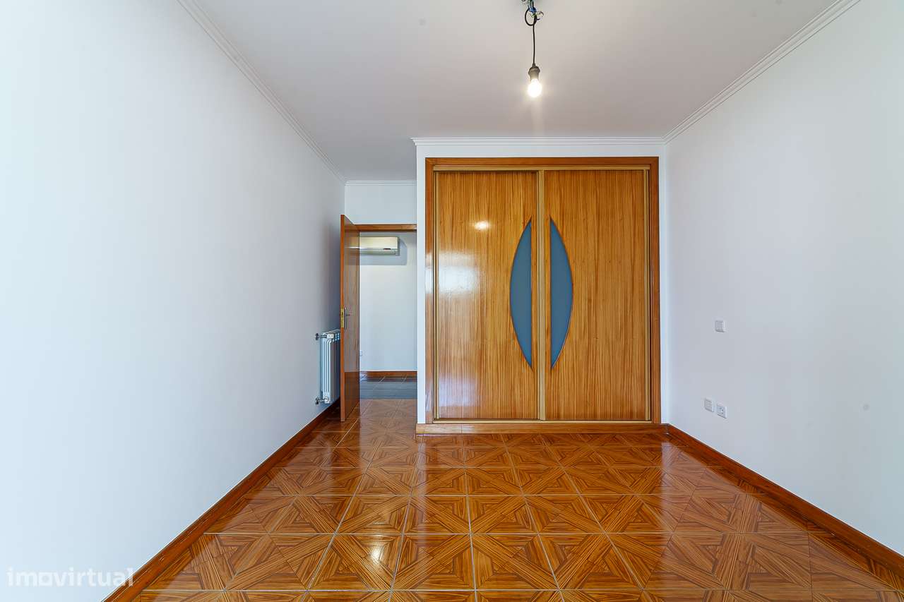 T2 de 140 m² no centro de Fiães, com garagem fechada e terraço-21