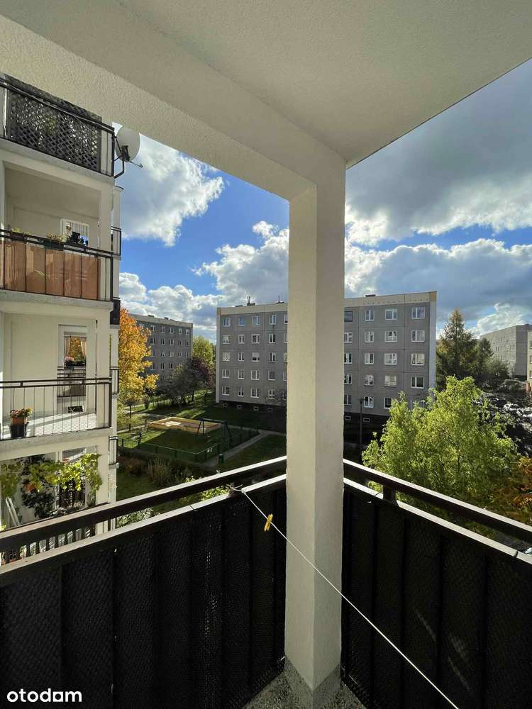 Przestronne 2-pokojowe mieszkanie z balkonem na Janowie - Pełny obrazek: 4/13