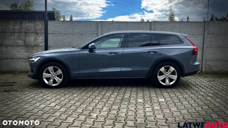 Volvo V60 Cross Country B4 D AWD - 6