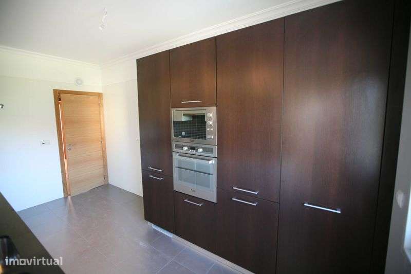 Arrenda-se T3 Lumiar - Grande imagem: 4/12