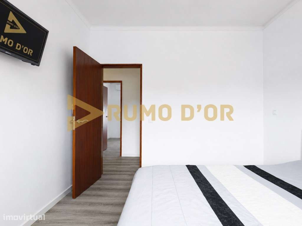 Moradia T2 Térrea em Carambancha, Carregado com 155 m² de Logradouro-18
