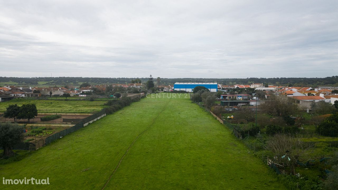 Terreno Em Santo Estevão  com área de 16. 338 M2 ( construção )