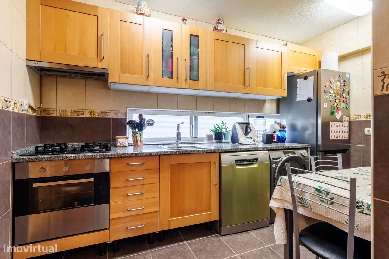 Apartamento T2 Remodelado em Marvila, Lisboa-6