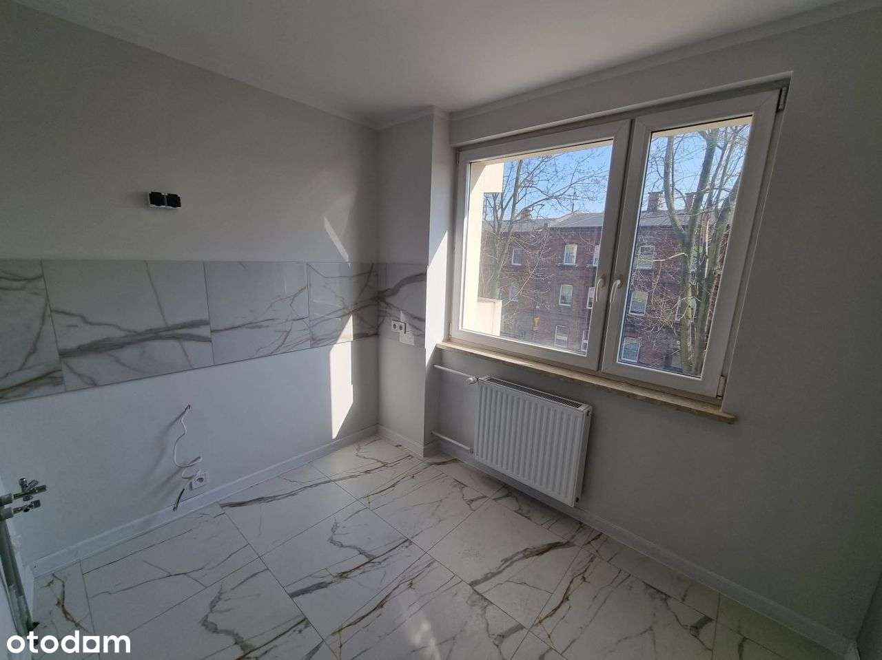 dwa pokoje, balkon, po generalnym remoncie, Kalwar-12