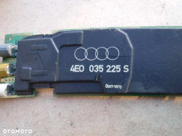 Audi A8 D3 Lift wzmacniacz anteny 4E0035225S - 2