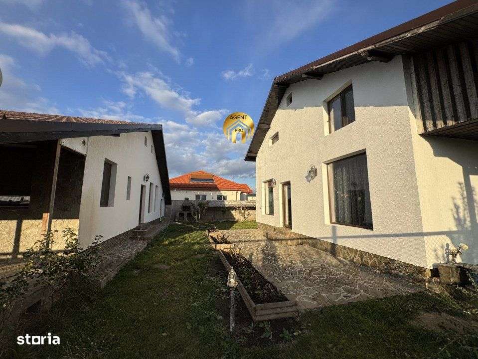 Doua vile individuale in aceeasi curte - 550mp teren - Imagine principală: 1/19