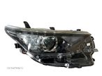 Prawa Lampa Reflektor Toyota Auris II 2 Lift 81110-02K30 - 2