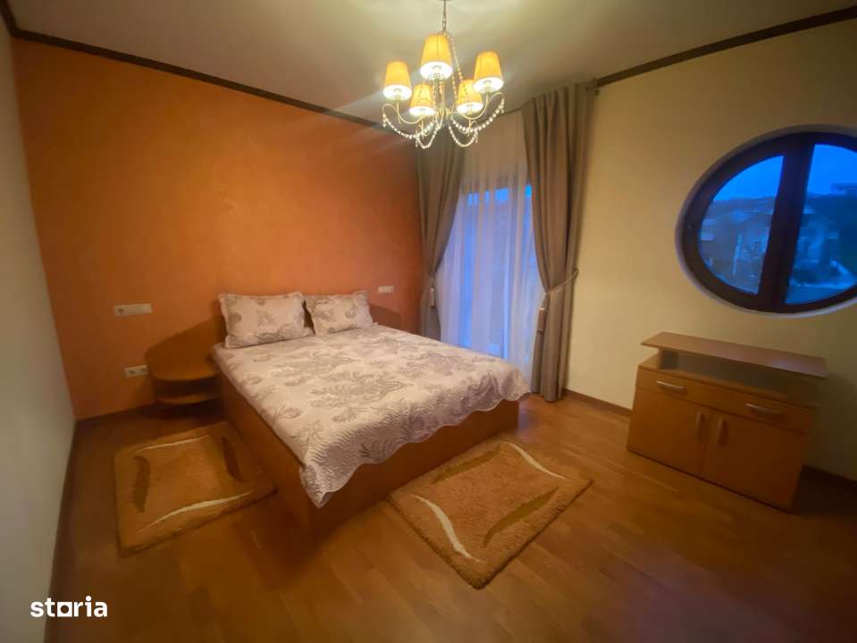 Casa individuala decomandata, 5 camere, 405 mp., teren 830 mp., zona S - Imagine principală: 5/14