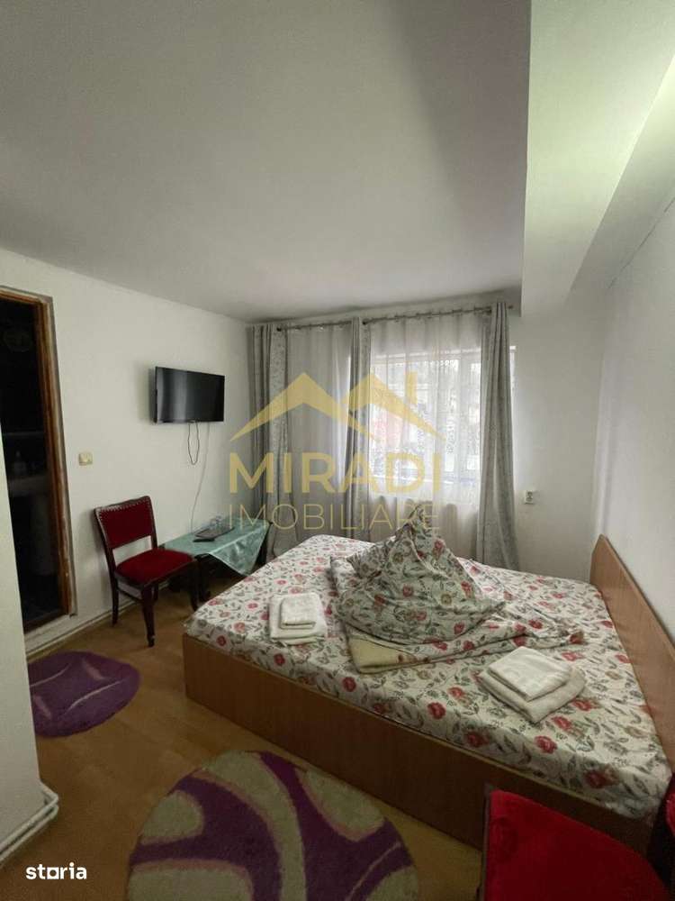 Vanzari Apartamente 8 Camere-13