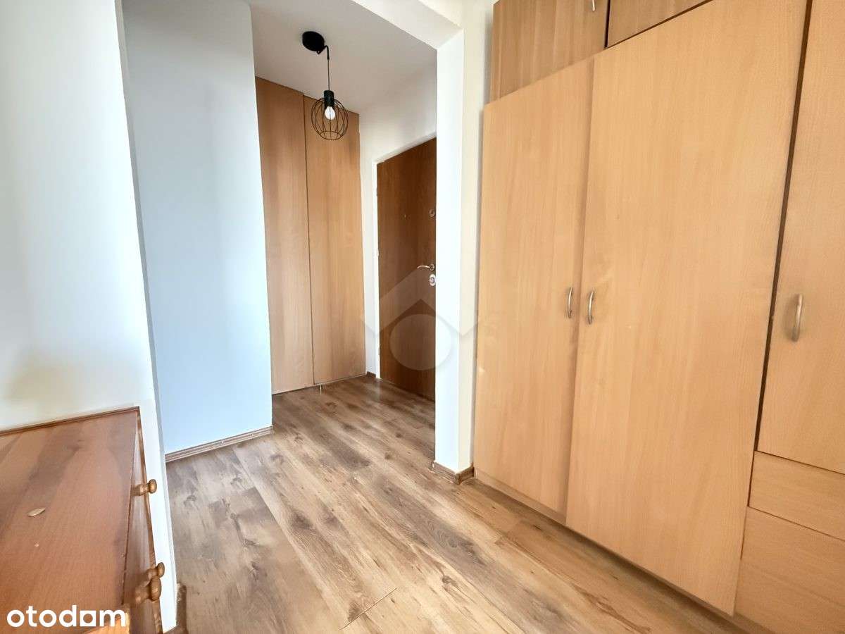 2 pokojowe mieszkanie z osobną kuchnią i balkonem! Widok na Kraków!-13