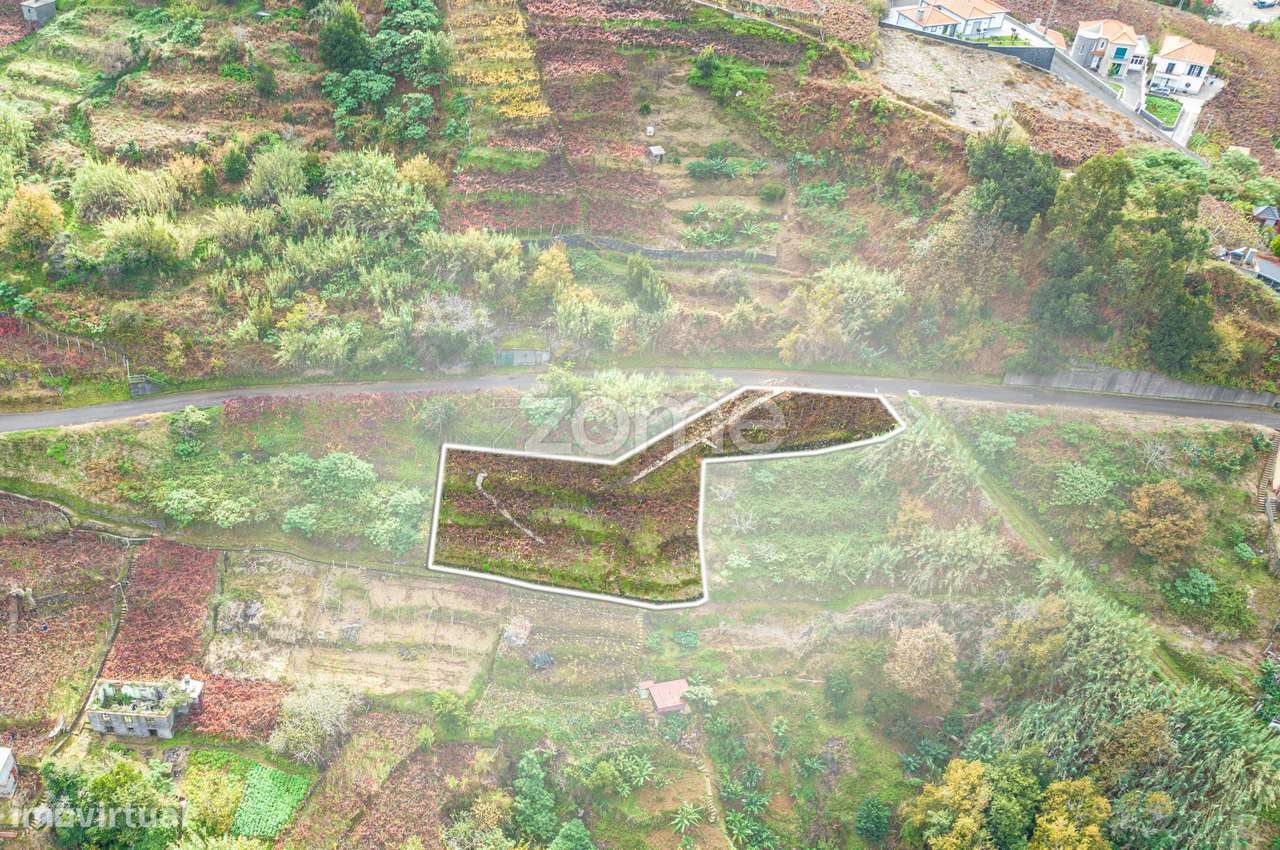 Refúgio perfeito com uma área de 1253 m2 em São Vicente-2