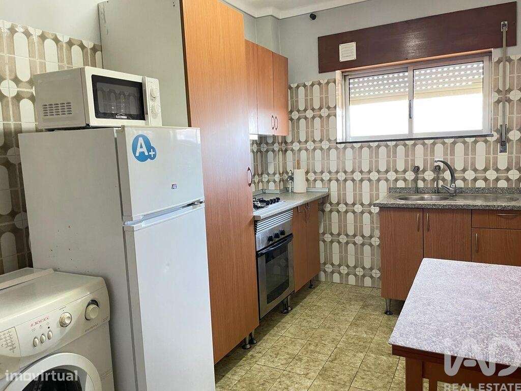 Apartamento T3 em Barcelos, Vila Boa e Vila Frescainha (São Martinho e - Grande imagem: 4/26