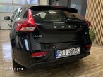 Volvo V40 - 8