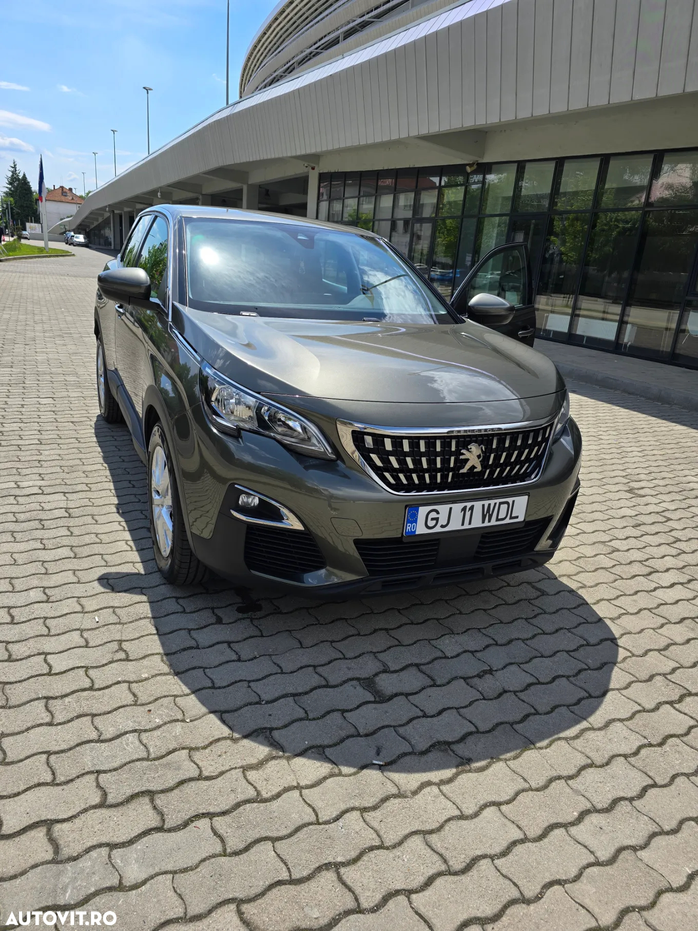 Peugeot 3008 1.5 BlueHDI S&S EAT8 Active - 5