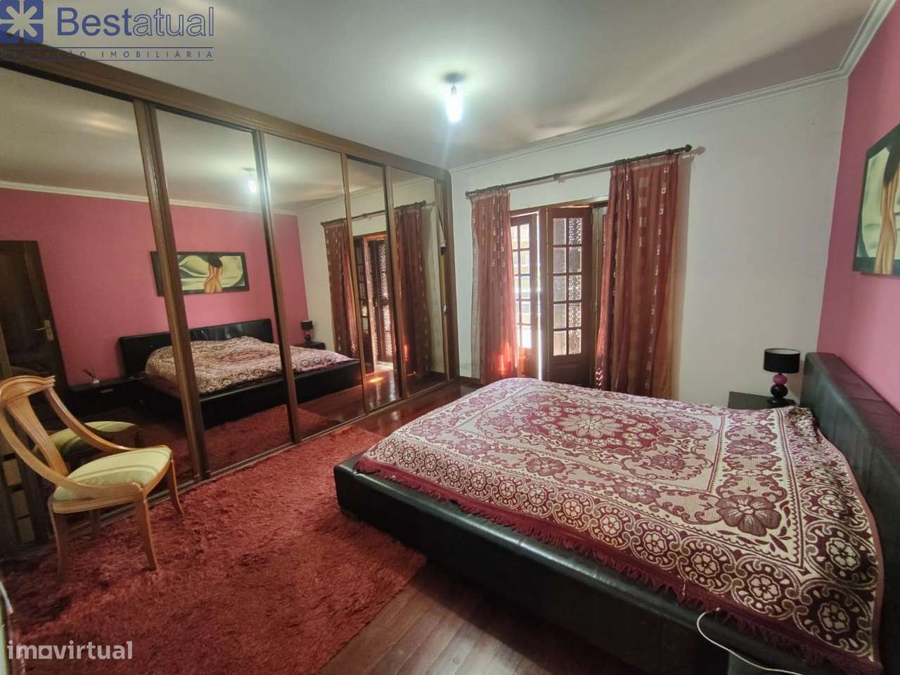 Moradia T4  C/Sótão + 1 Habitação T 3 - J/MC Donalds-27