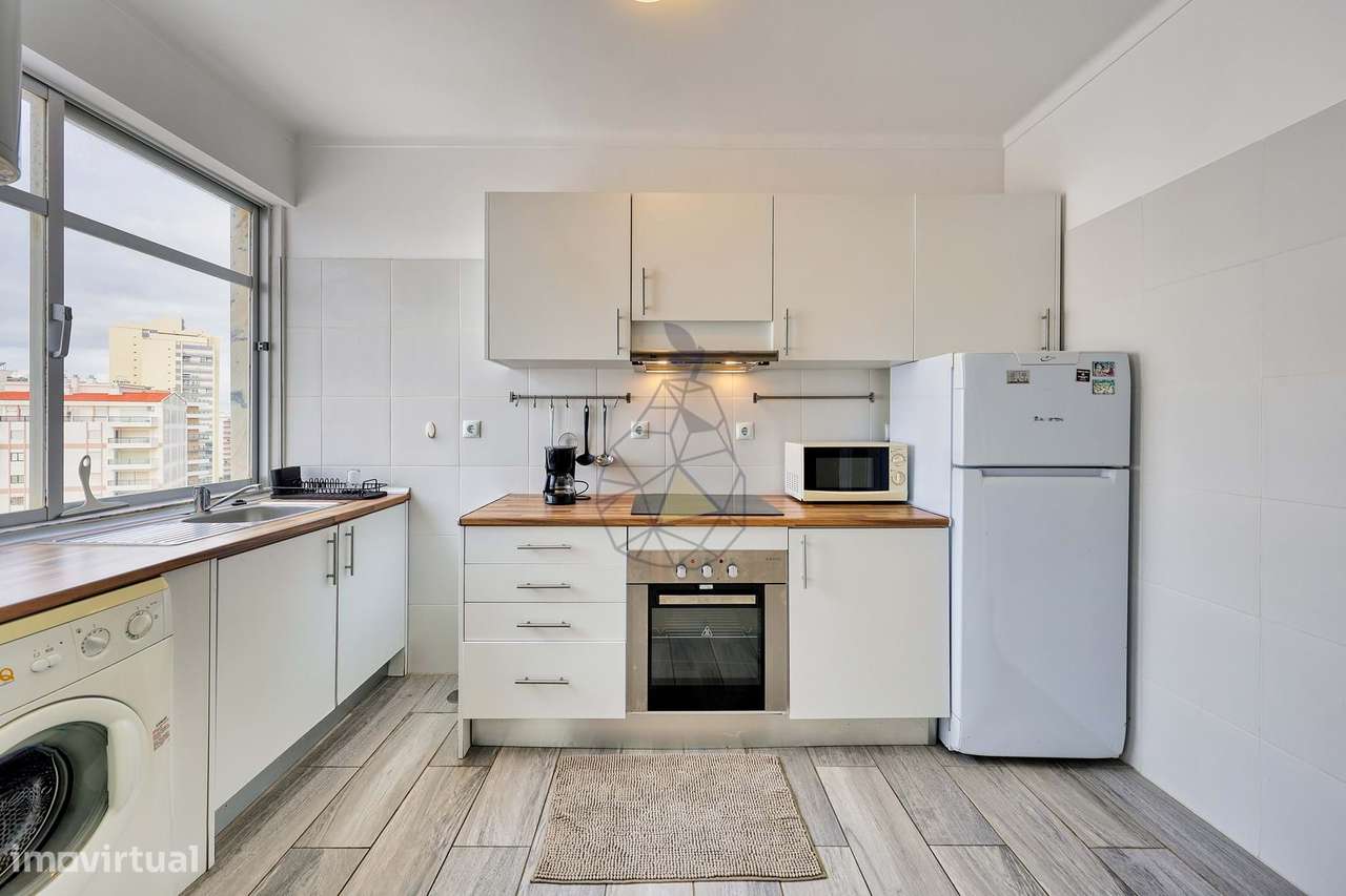 Arrendamento - T1 Transformado em T2, Remodelado, a Dois Passos da Pra - Grande imagem: 2/33