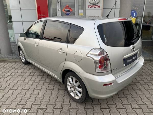 Toyota Corolla Verso - 7