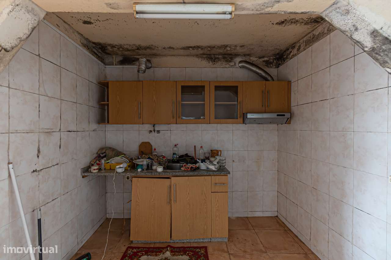 MORADIA T1 | SANTO TIRSO | INVESTIMENTO / REABILITAÇÃO-12