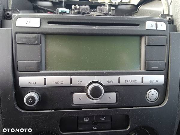 VW Golf Kombi V 07-09 RADIO oryginalne - 1