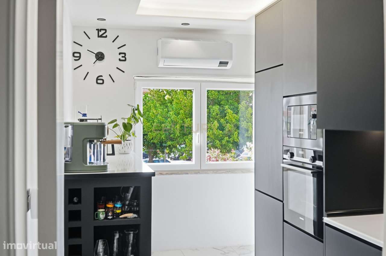 Fantástico Apartamento T3 com Excelente Localização-10