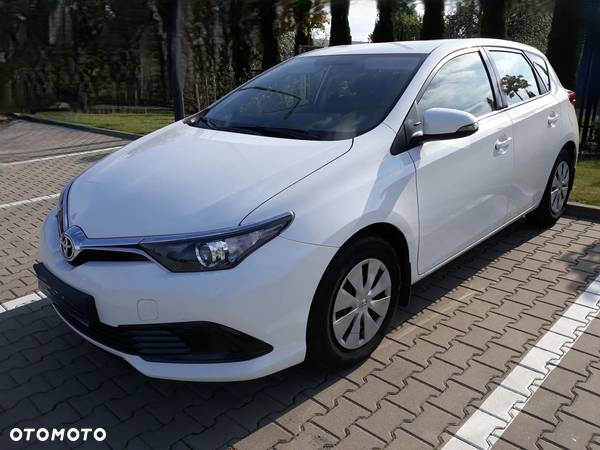 Toyota Auris 1.33 VVT-i Active - 2