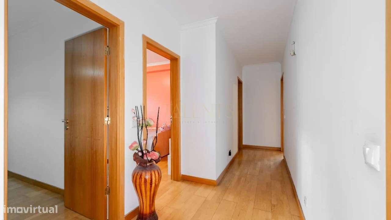 Apartamento T4 Salgueiral - Guimarães-21
