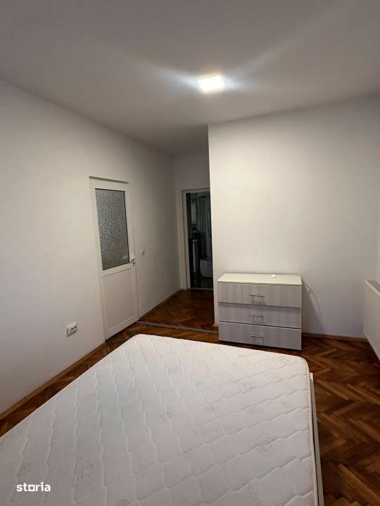 Casa de inchiriat , 3 camere, zona LMV - Imagine principală: 5/8