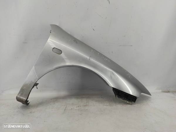 Guarda Lamas Drt Direito Seat Leon (1M1) - 1