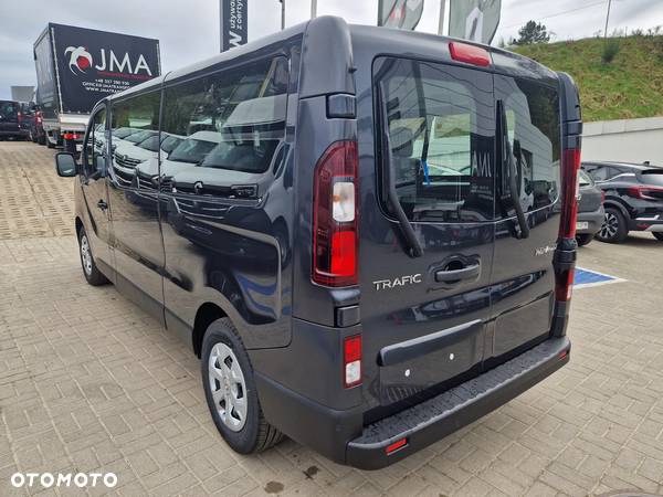 Renault Trafic - 9