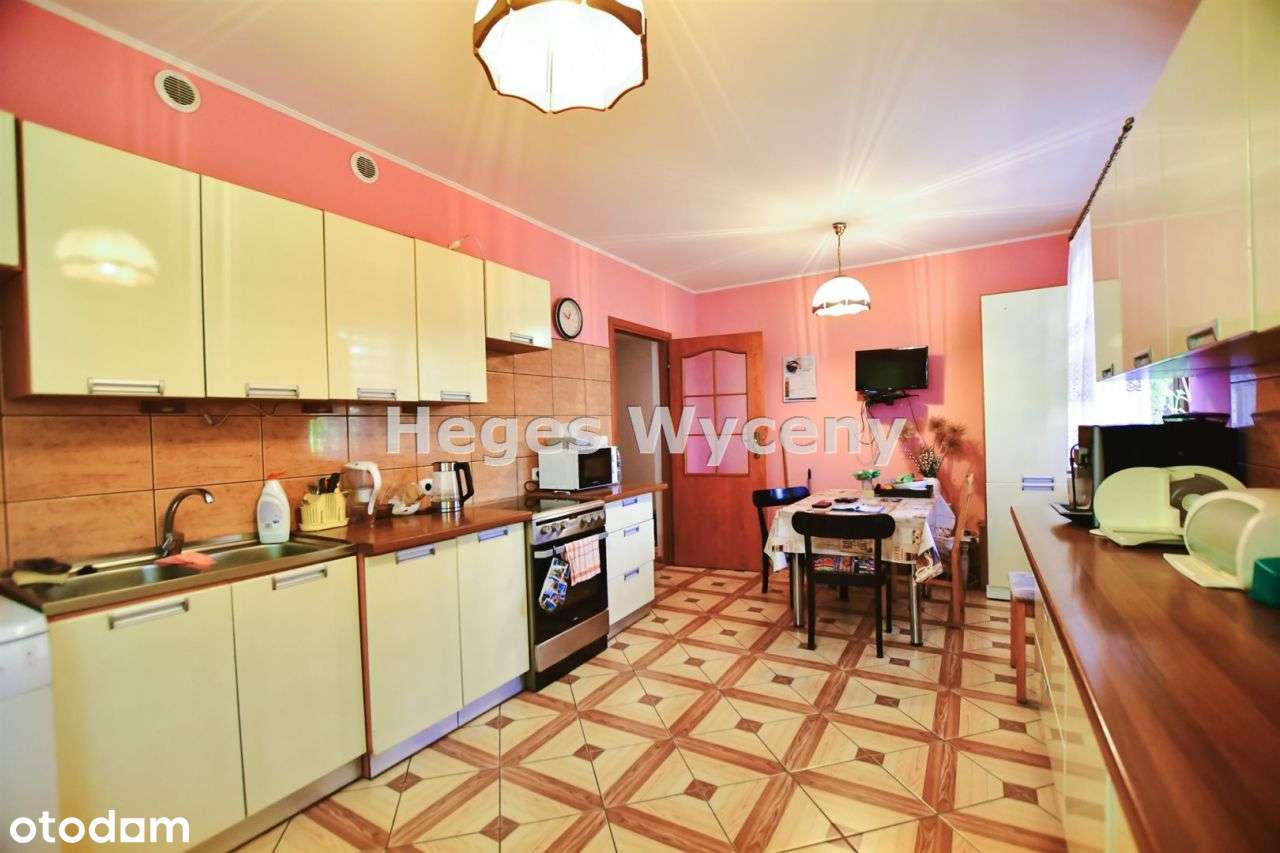 Dom, 115,96 m², Czernica-13