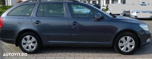 Dezmembrez Skoda Octavia 2 1.9 TDI Kombi Break din 2007 volan pe stanga - 1