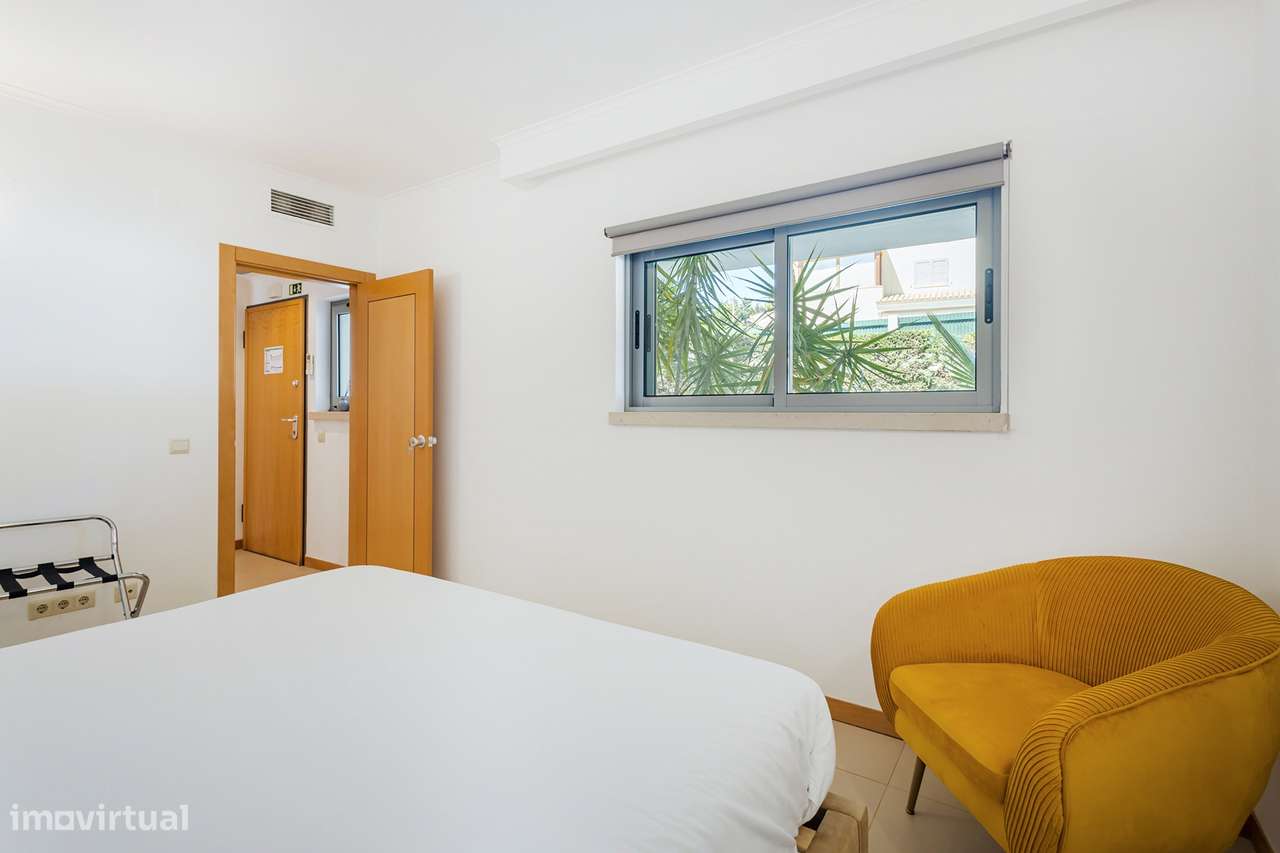 Moderno apartamento a 600m da praia-11