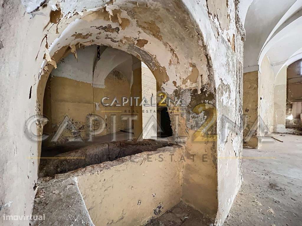 Prédio Devoluto com Projeto Aprovado na Baixa de Lisboa-37