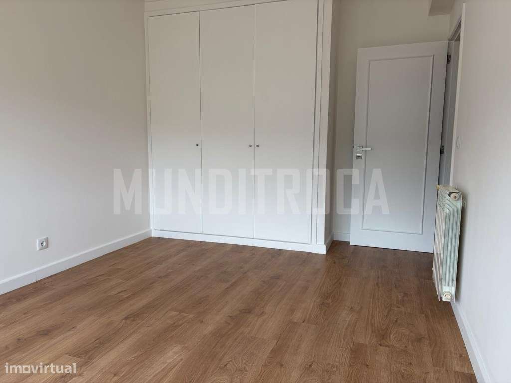 Apartamento T3 Lamaçães - Como novo-12