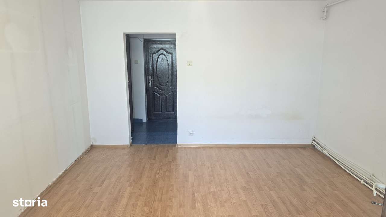 Vand garsoniera in Deva, zona I. Maniu, suprafata utila 31 mp, - Imagine principală: 3/16