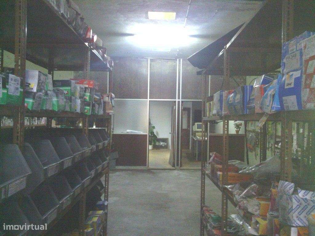 Armazém / Loja Ampla | Centro da Maia, Porto - Grande imagem: 4/11