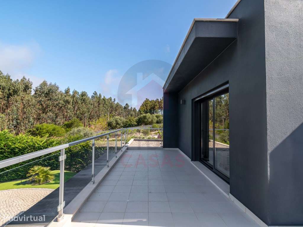 Moradia Contemporânea no Nadadouro com Piscina Aquecida, Bungalow I...-27